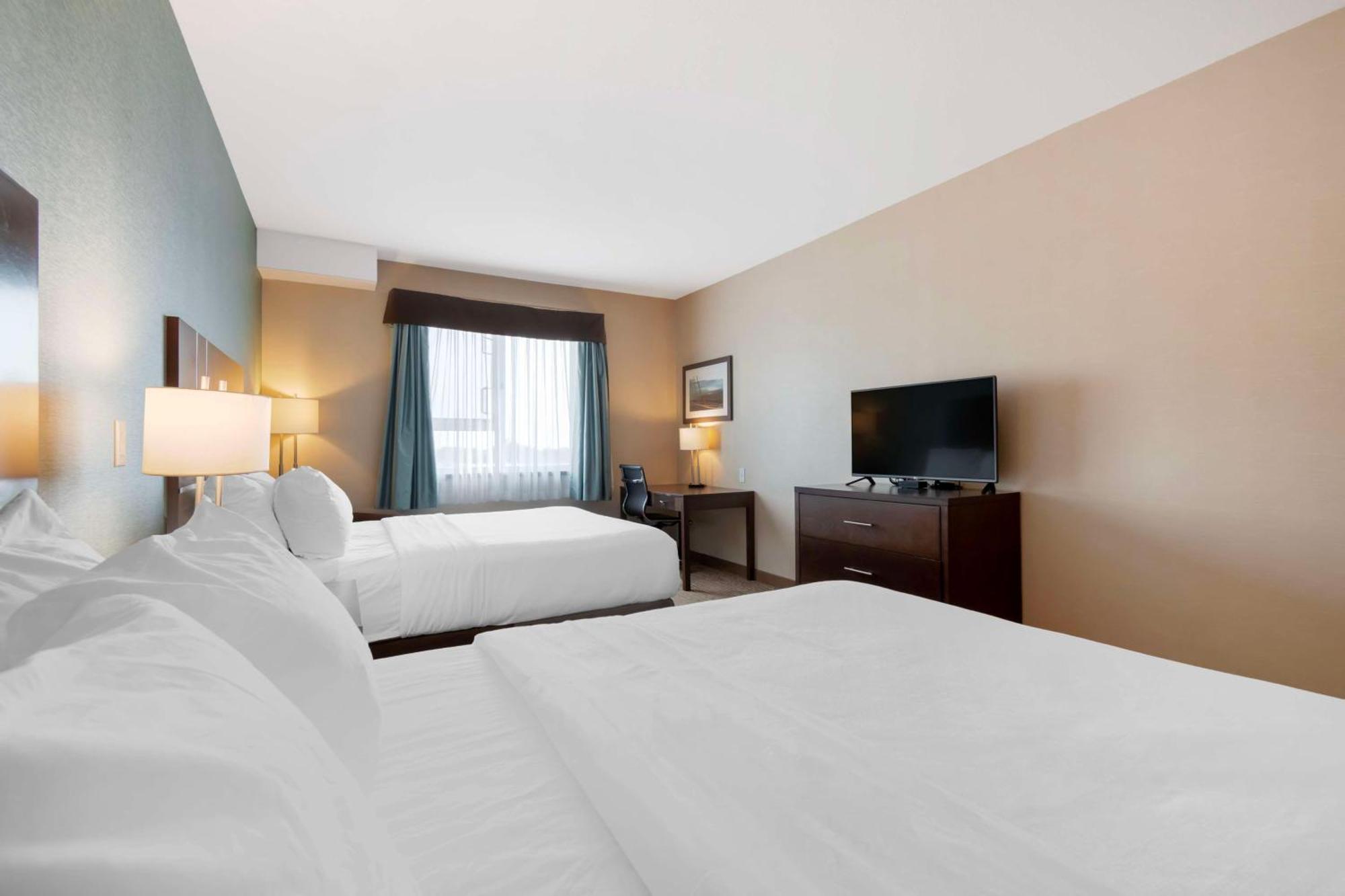 Best Western Plus Moosomin Hotel Exteriör bild
