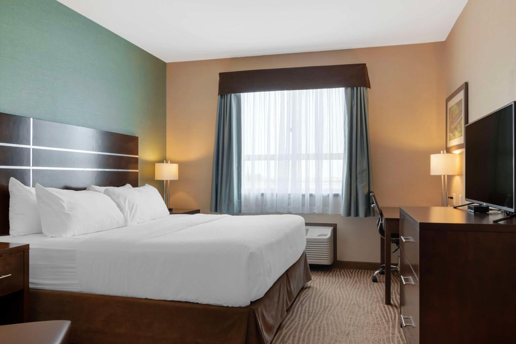 Best Western Plus Moosomin Hotel Exteriör bild