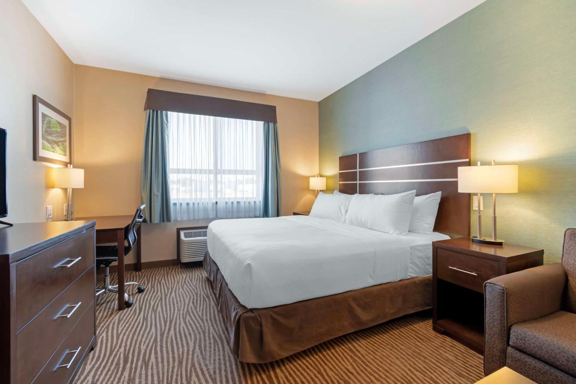 Best Western Plus Moosomin Hotel Exteriör bild
