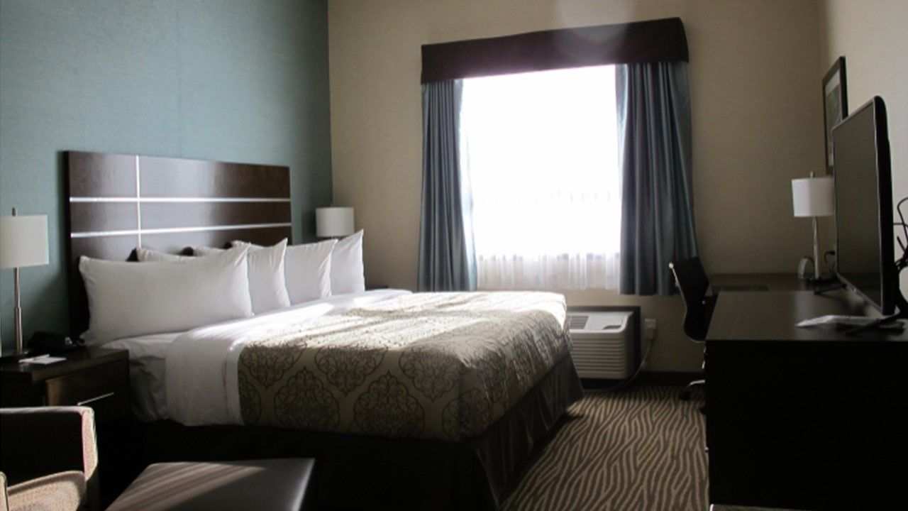 Best Western Plus Moosomin Hotel Exteriör bild