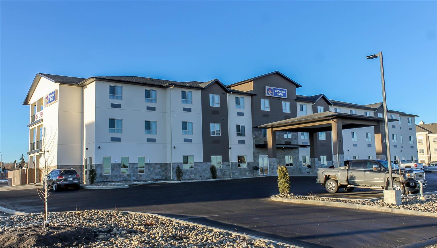 Best Western Plus Moosomin Hotel Exteriör bild